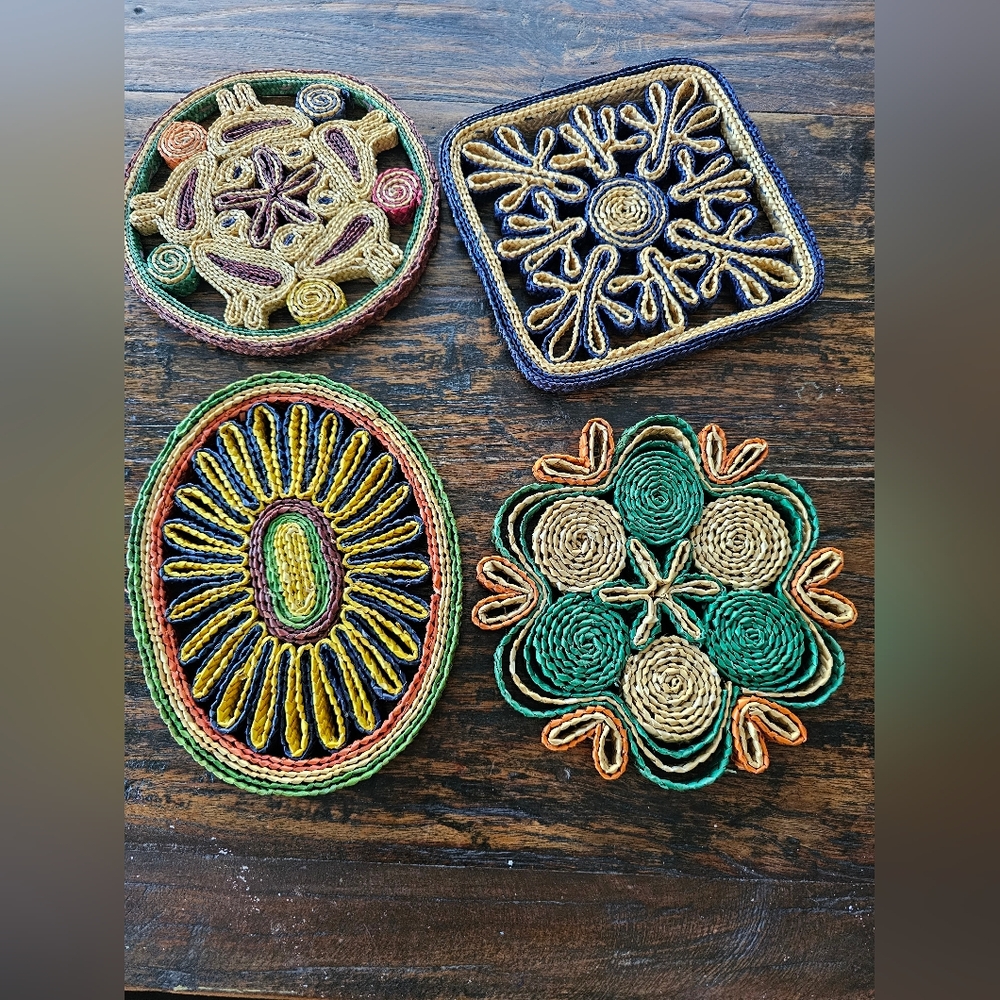 Handcrafted Multicolor Coaster Set - Picture 2 of 3